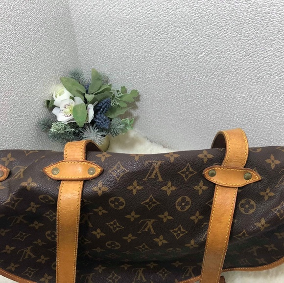 Authentic Louis Vuitton - Picture 3 of 8
